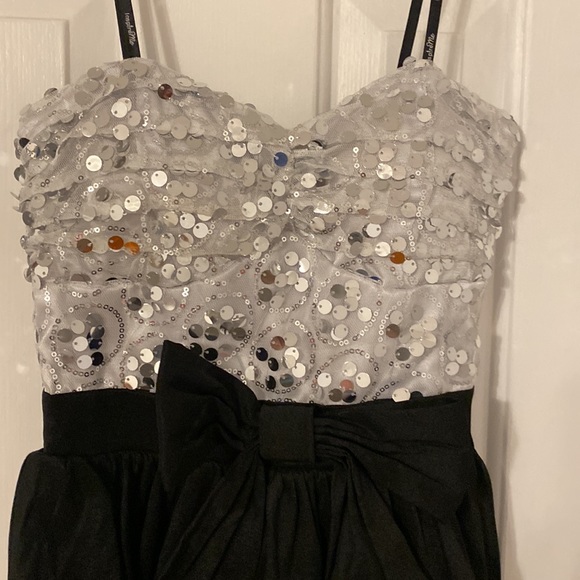 Black with silver sequins dress - Picture 2 of 4
